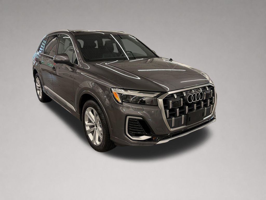 2025 Audi Q7 55 Premium quattro Tiptronic's photo
