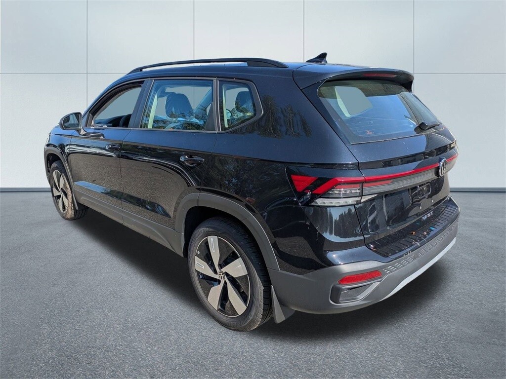 2025 Volkswagen Taos S photo 4
