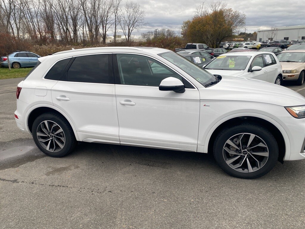 2024 Audi Q5 45 S line Premium photo 4