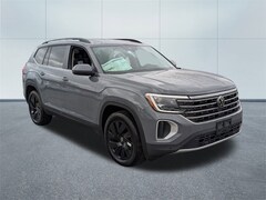 2025 Volkswagen Atlas 2.0T SE w/Technology SUV
