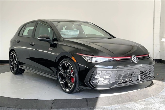 2026 Volkswagen Golf GTI Autobahn's photo