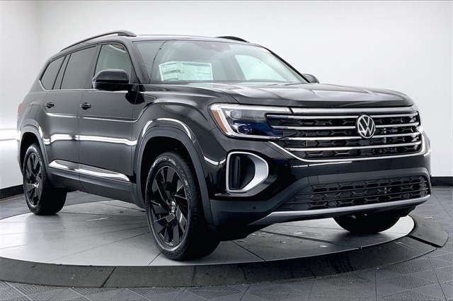 2026 Volkswagen Atlas SE w/Tech's photo