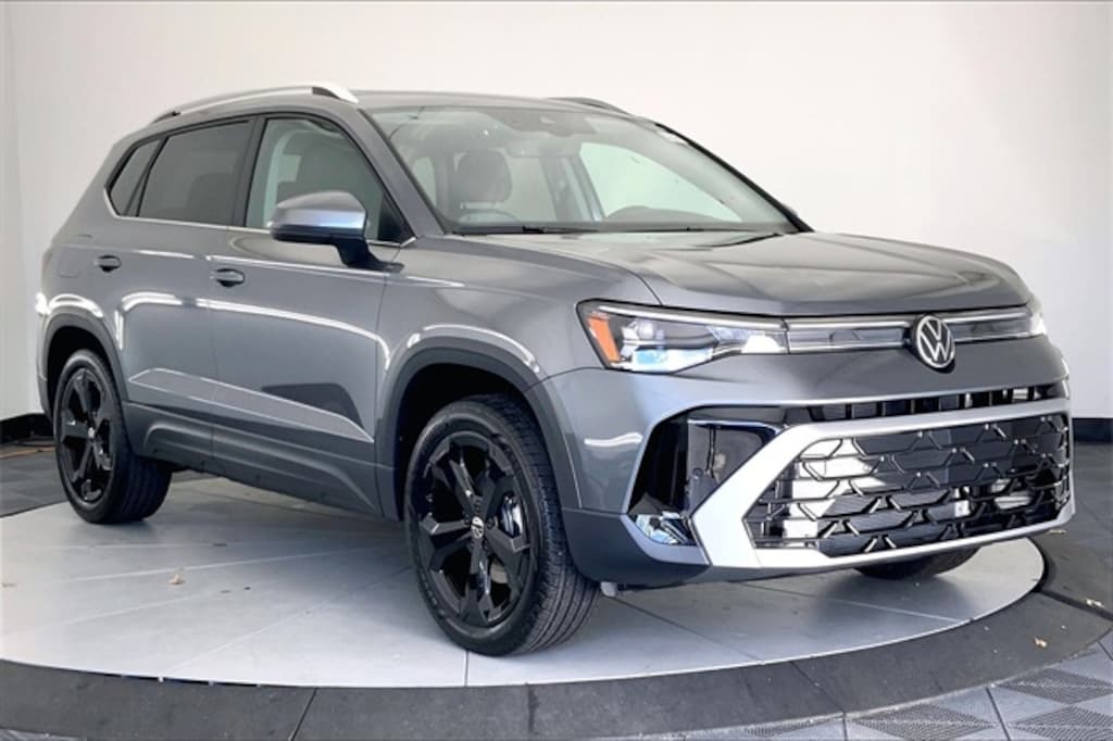 New 2026 Volkswagen Taos 1.5T SEL SUV