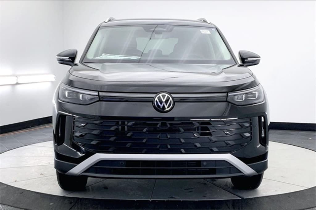 New 2026 Volkswagen Tiguan 2.0T S SUV