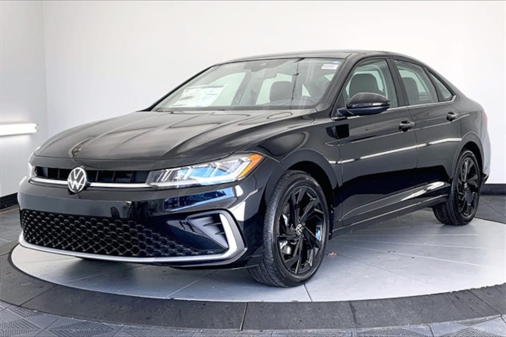 New 2026 Volkswagen Jetta 1.5T SE Sedan