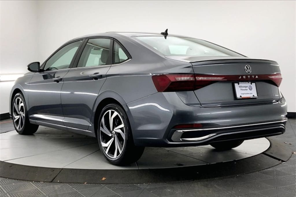 New 2026 Volkswagen Jetta 1.5T SEL Sedan