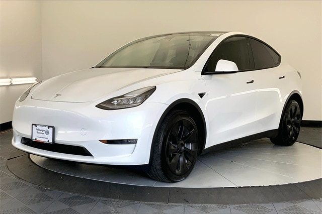 Used 2023 Tesla Model Y Long Range with VIN 7SAYGDEE7PA119735 for sale in Northfield, Minnesota