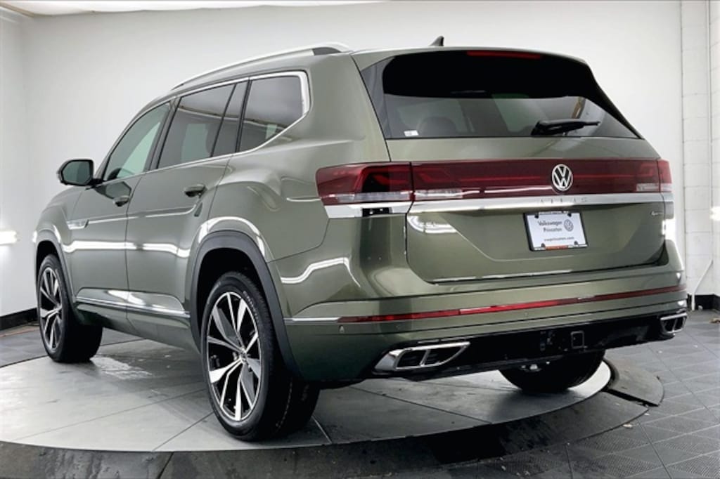 New 2026 Volkswagen Atlas 2.0T SEL Premium R-Line SUV