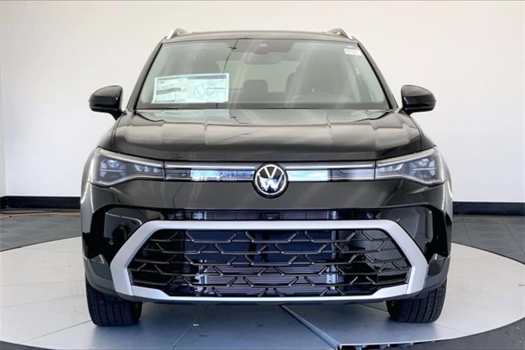 New 2026 Volkswagen Taos 1.5T SEL SUV