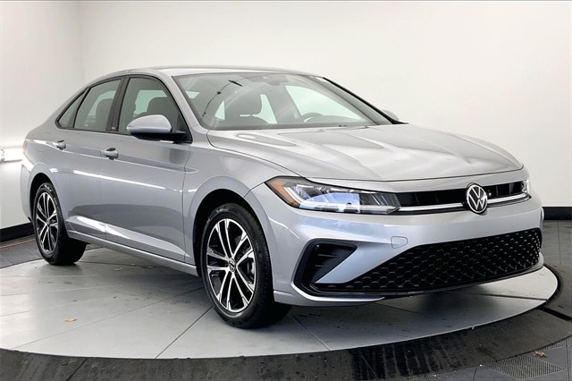 2026 Volkswagen Jetta Sport's photo
