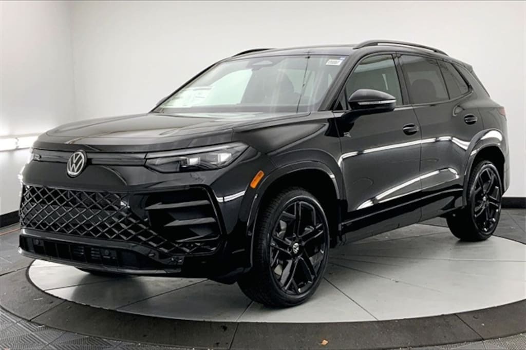 New 2026 Volkswagen Tiguan 2.0T SE R-Line Black SUV