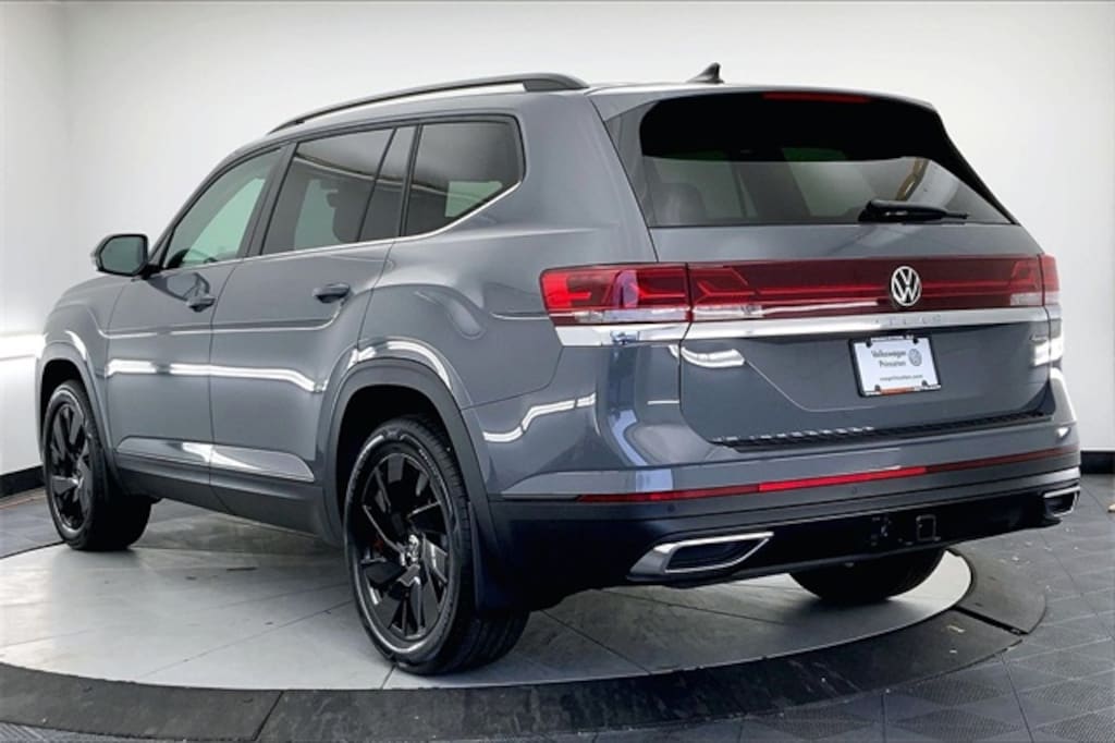 New 2026 Volkswagen Atlas 2.0T SE w/Technology SUV