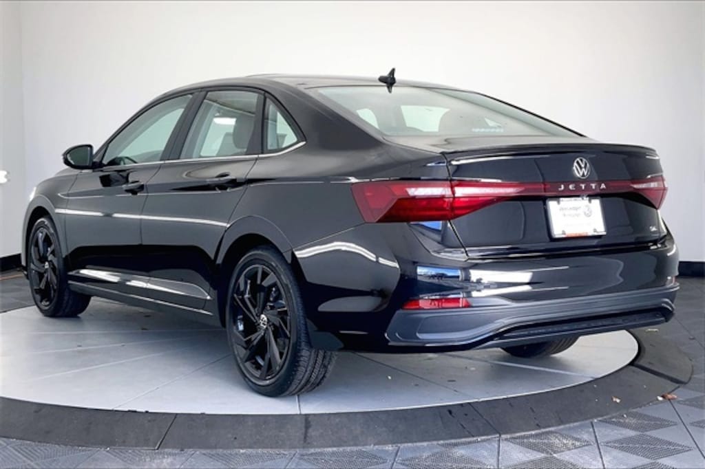 New 2026 Volkswagen Jetta 1.5T SE Sedan