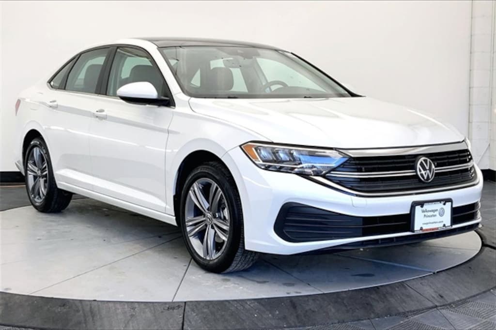 Used 2023 Volkswagen Jetta 1.5T SE Sedan