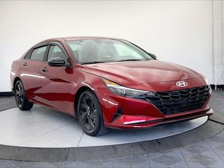 2023 Hyundai Elantra SEL Sedan
