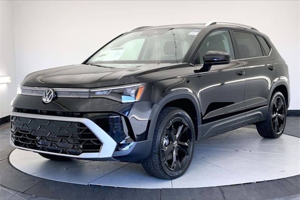 New 2026 Volkswagen Taos 1.5T SEL SUV