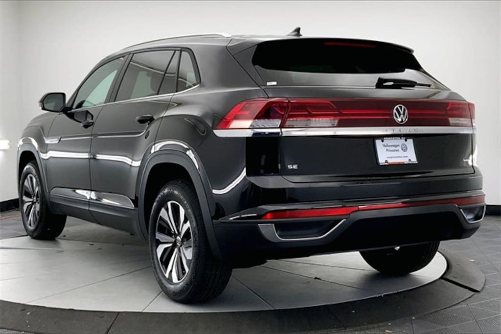 New 2026 Volkswagen Atlas Cross Sport 2.0T SE SUV