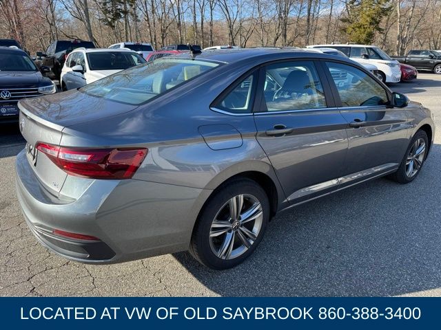 2024 Volkswagen Jetta SE - Photo 5