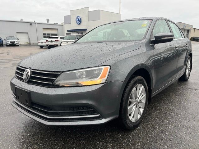 Used 2016 Volkswagen Jetta SE with VIN 3VWD67AJ2GM410237 for sale in Old Saybrook, CT