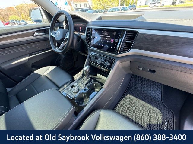 2023 Volkswagen Atlas SE w/Tech - Photo 31