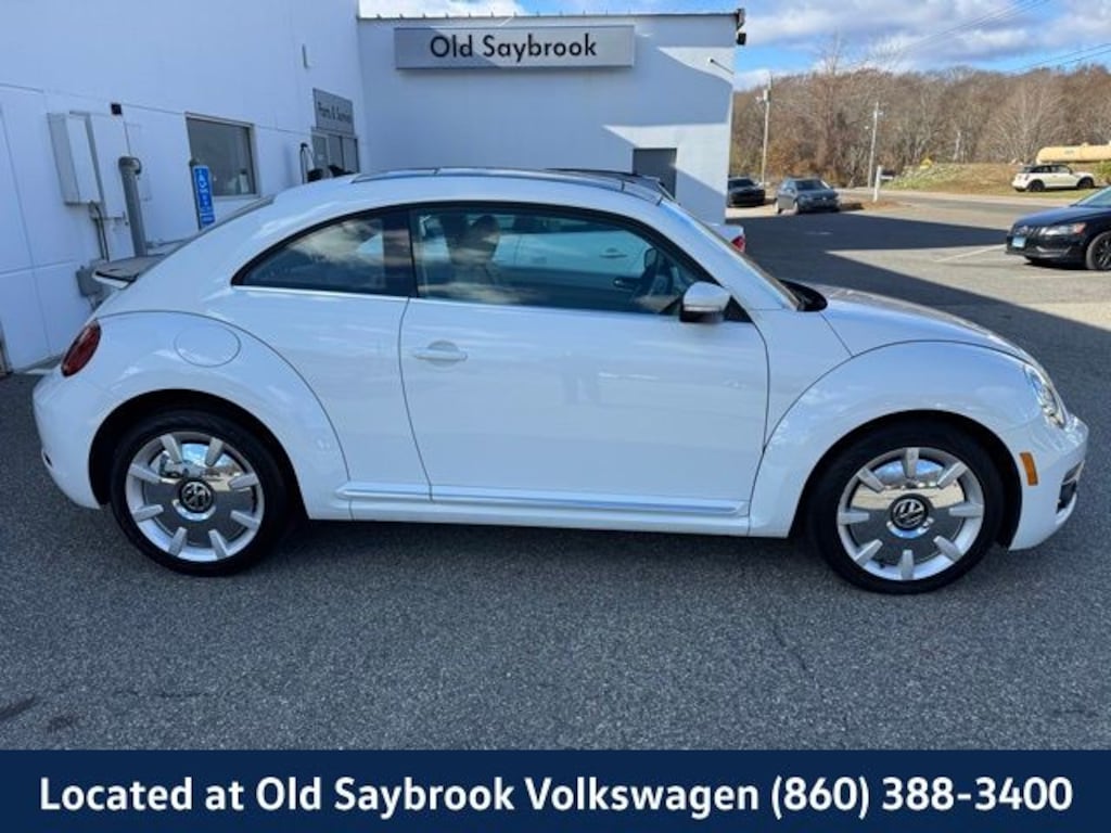 Certified 2019 Volkswagen Beetle 2.0T SE Hatchback