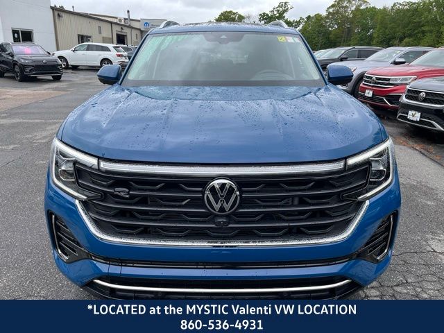 2025 Volkswagen Atlas SEL Premium R-Line photo 2