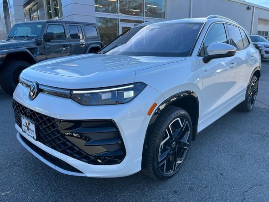 Certified 2025 Volkswagen Tiguan 2.0T SEL R-Line SUV