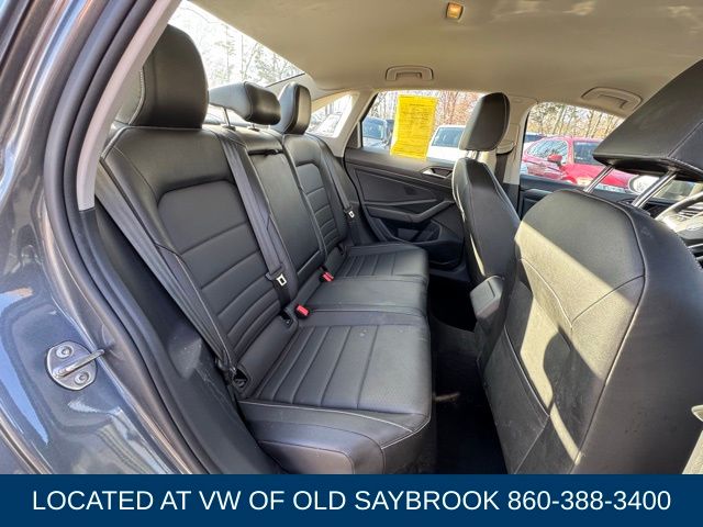 2024 Volkswagen Jetta SE - Photo 19