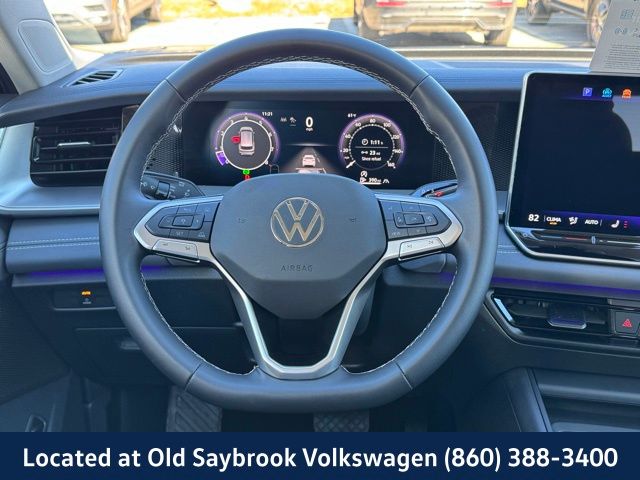 2025 Volkswagen Tiguan SE - Photo 18