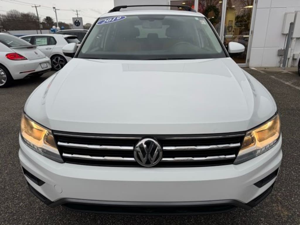 Used 2019 Volkswagen Tiguan 2.0T SE SUV