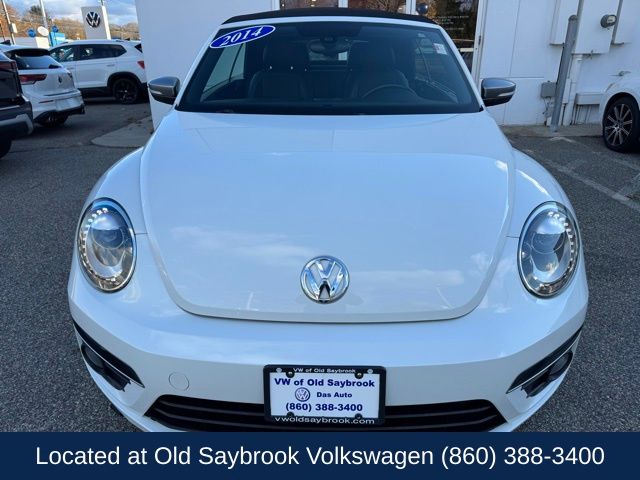 2014 Volkswagen Beetle TDI Convertible photo 2