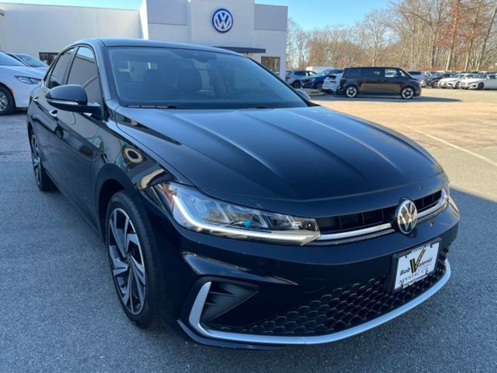 Certified 2025 Volkswagen Jetta 1.5T SEL Sedan