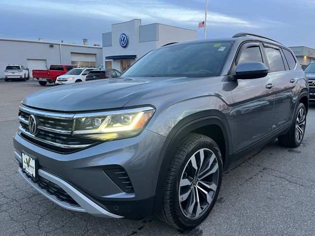 2022 Volkswagen Atlas SE w/Tech
