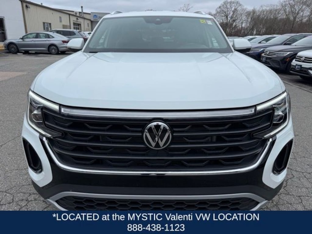 Used 2025 Volkswagen Atlas Cross Sport 2.0T SE w/Technology SUV