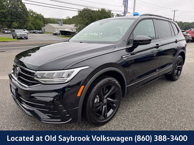 2024 Volkswagen Tiguan SE R-LINE BLACK