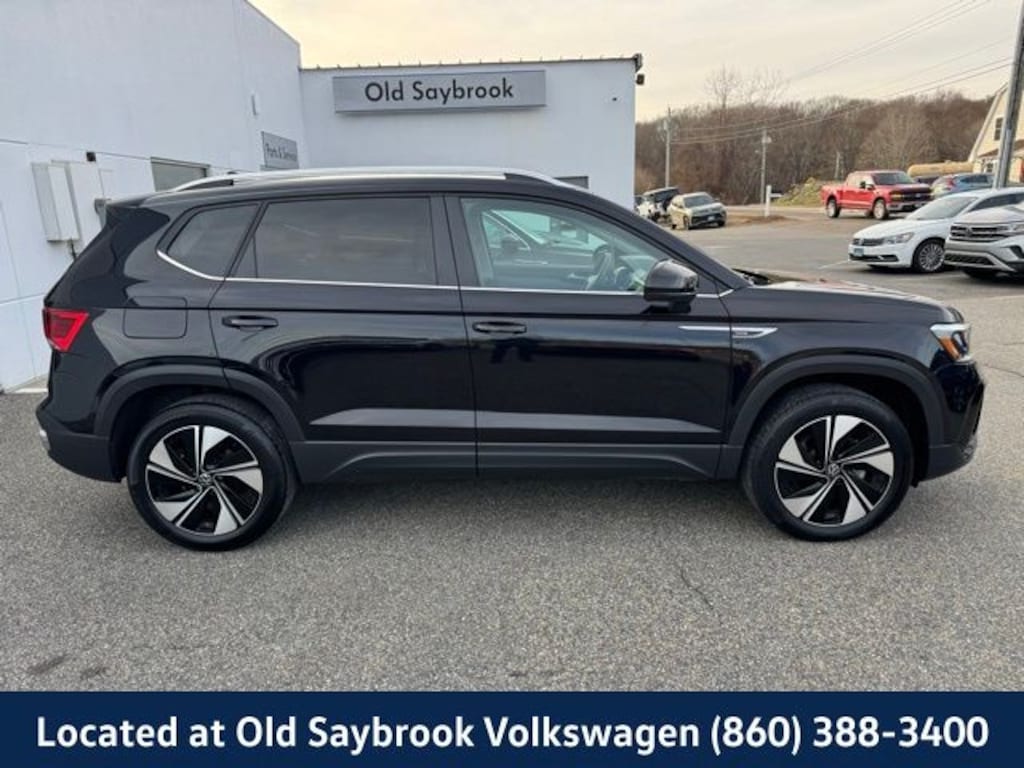 Used 2024 Volkswagen Taos 1.5T SE SUV