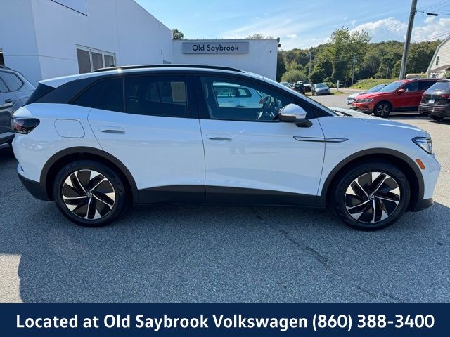 2022 Volkswagen ID.4 Pro photo 2