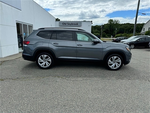 Used 2021 Volkswagen Atlas SE w/Tech with VIN 1V2HR2CA4MC563645 for sale in Old Saybrook, CT