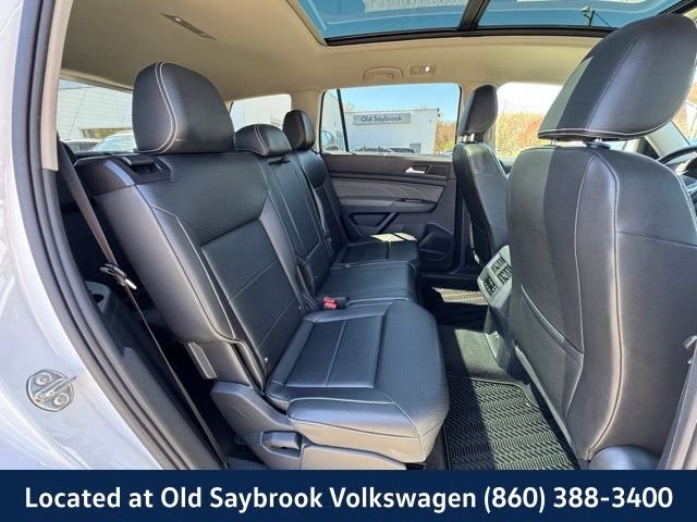 2023 Volkswagen Atlas SE w/Tech - Photo 26