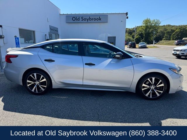 Used 2018 Nissan Maxima SV with VIN 1N4AA6AP6JC393587 for sale in Old Saybrook, CT