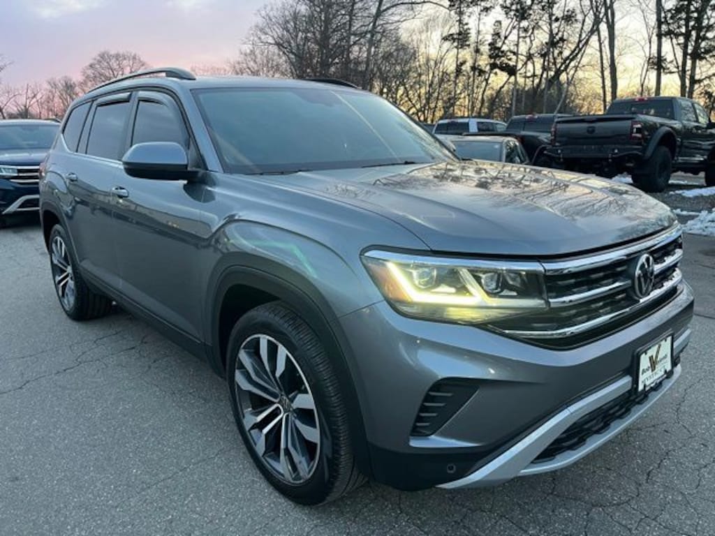Certified 2022 Volkswagen Atlas 3.6L V6 SE w/Technology SUV
