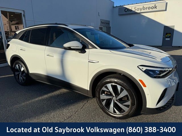 2023 Volkswagen ID.4 Pro photo 2