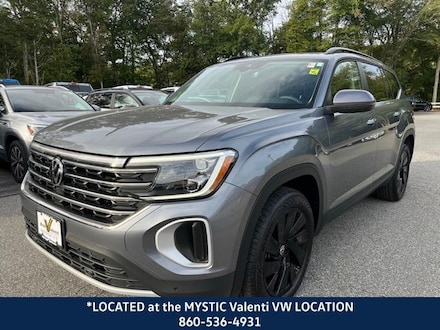 Featured new  2024 Volkswagen Atlas 2.0T SE w/Technology SUV for sale in Old Saybrook, CT