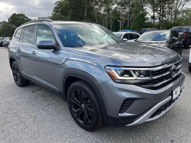 2023 Volkswagen Atlas V6 SE Technology photo 3