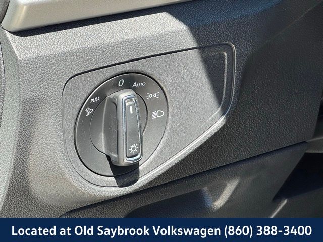 2023 Volkswagen Atlas SE w/Tech - Photo 38