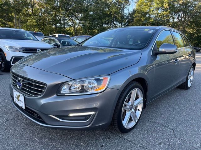 Used 2016 Volvo V60 Premier with VIN YV1612SK6G1307723 for sale in Old Saybrook, CT