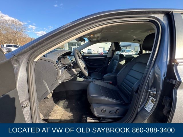 2024 Volkswagen Jetta SE - Photo 25