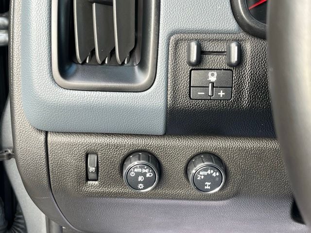 2022 Chevrolet Colorado Z71 - Photo 33