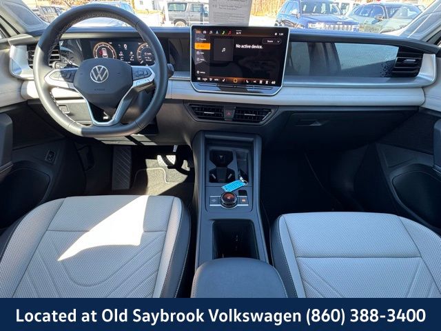 2025 Volkswagen Tiguan SE - Photo 13