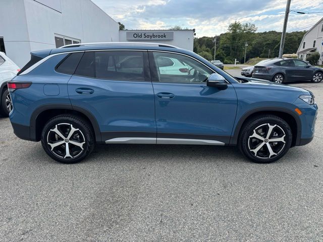 2025 Volkswagen Tiguan SE photo 2
